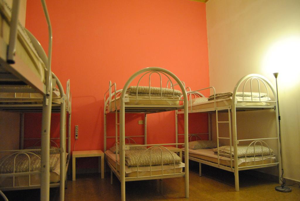 On The Way Hostel Palermo Dış mekan fotoğraf
